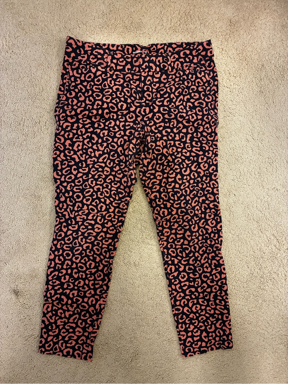 Old Navy Pink Leopard Print Pixie Pants